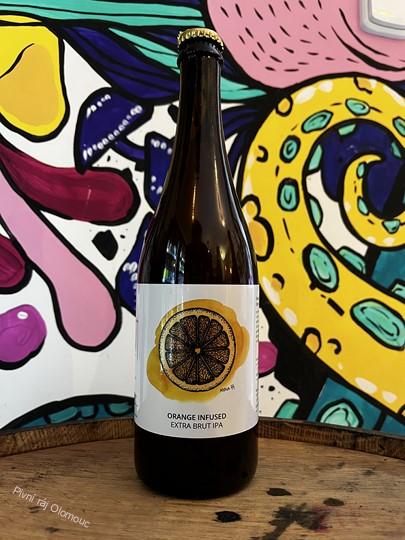 Pivečka Orange infused extra brut IPA 750 ml