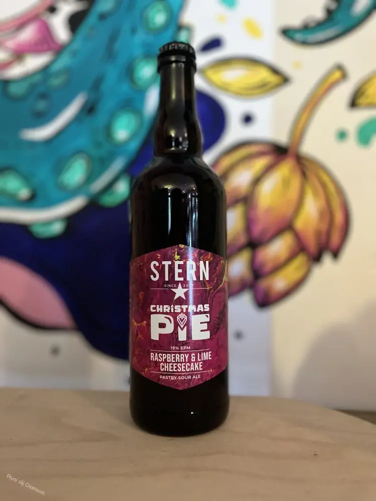 Stern Christmas Pie 750 ml