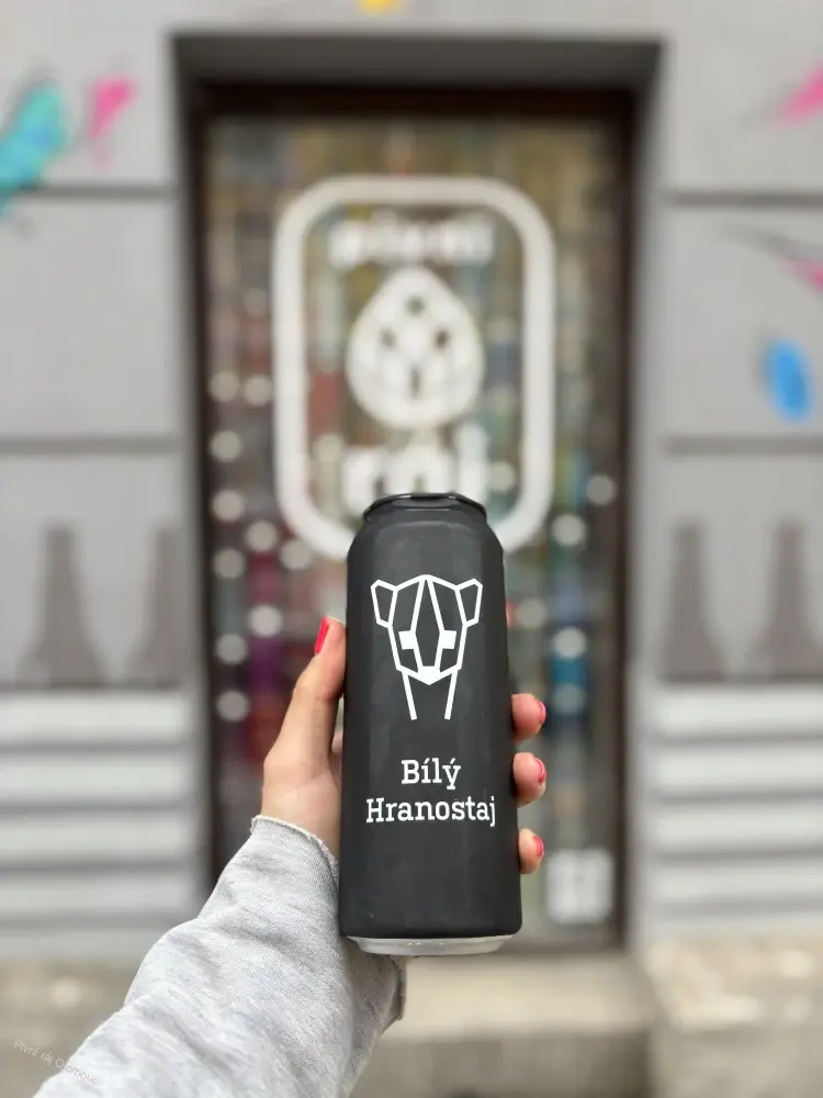 Červený Vlk Bílý Hranostaj 500 ml