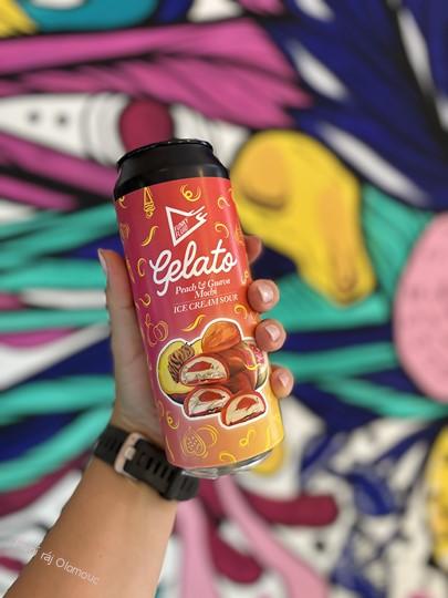 Funky Fluid Gelato Peach Guava Mochi 500 ml
