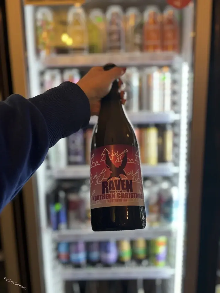 Raven Northern Christmas IPA  750 ml