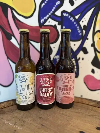 Tátův sad Višňový cider 330 ml
